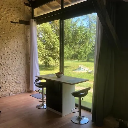 Maison Confort A La Campagne Holiday home Marsaneix